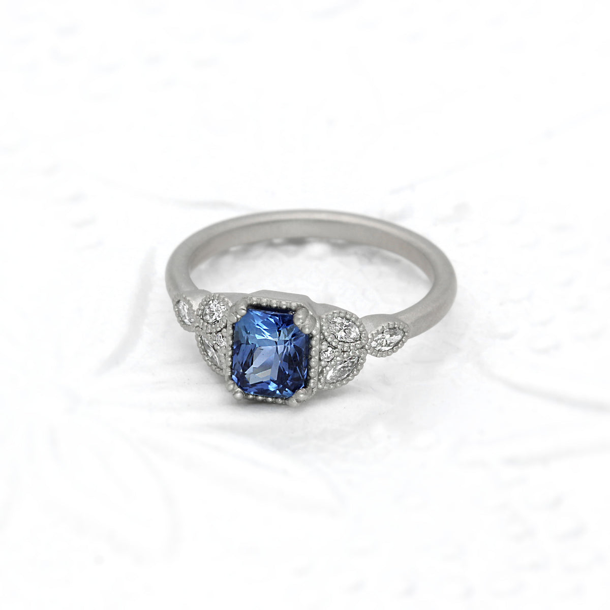 Elle Ring | Cornflower Blue Sapphire