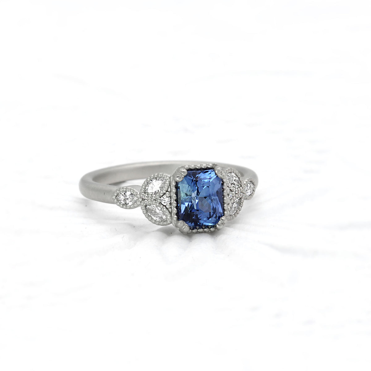 Elle Ring | Cornflower Blue Sapphire