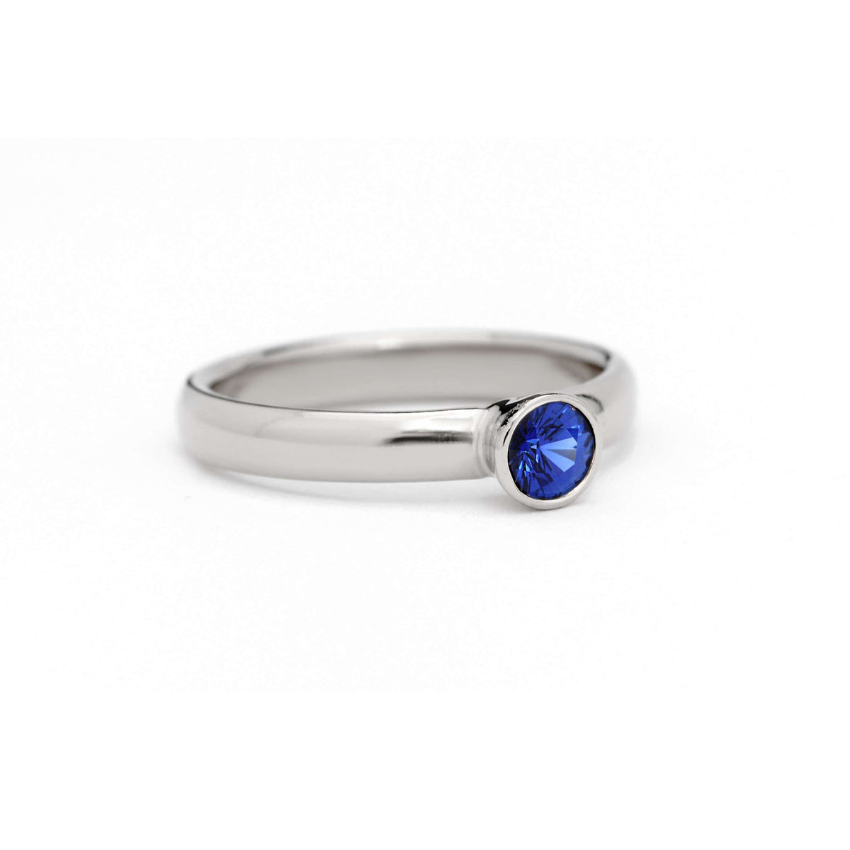 Natural Ceylon Blue Sapphire Ring | White Gold