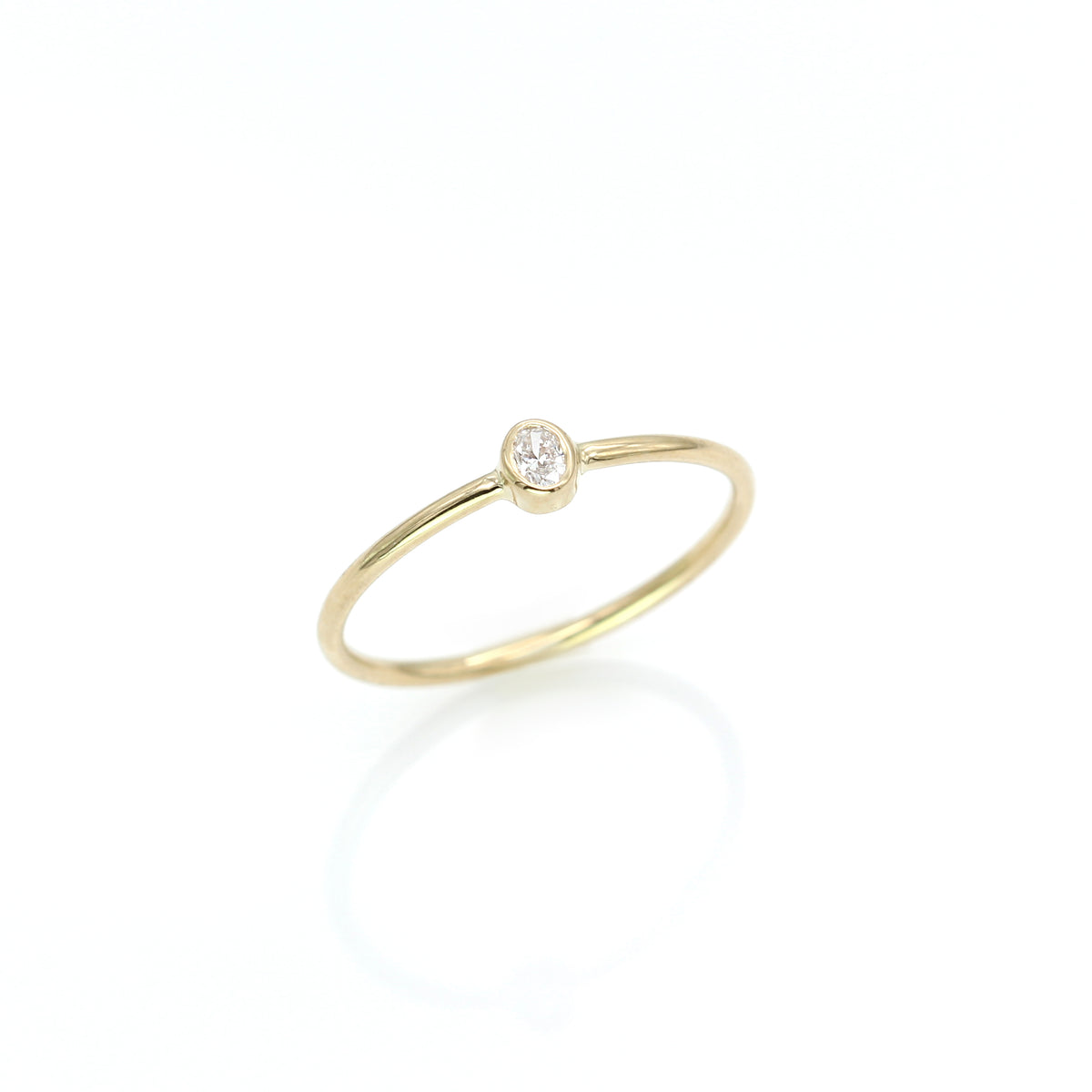 Petite Oval Diamond Ring - Yellow Gold