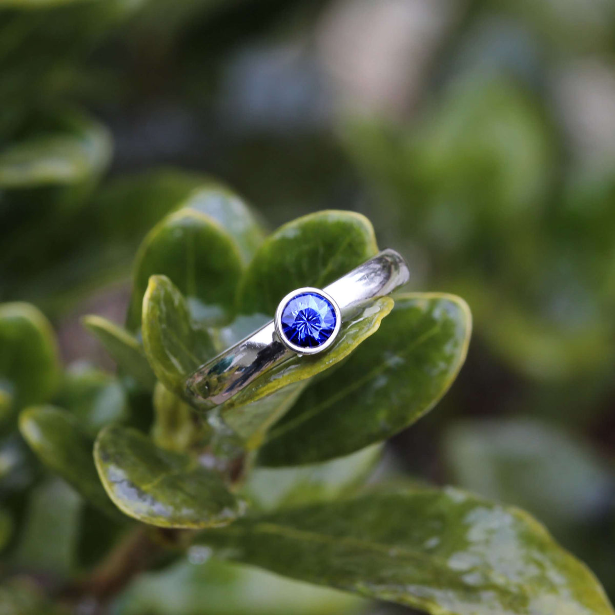 Natural Ceylon Blue Sapphire Ring | White Gold